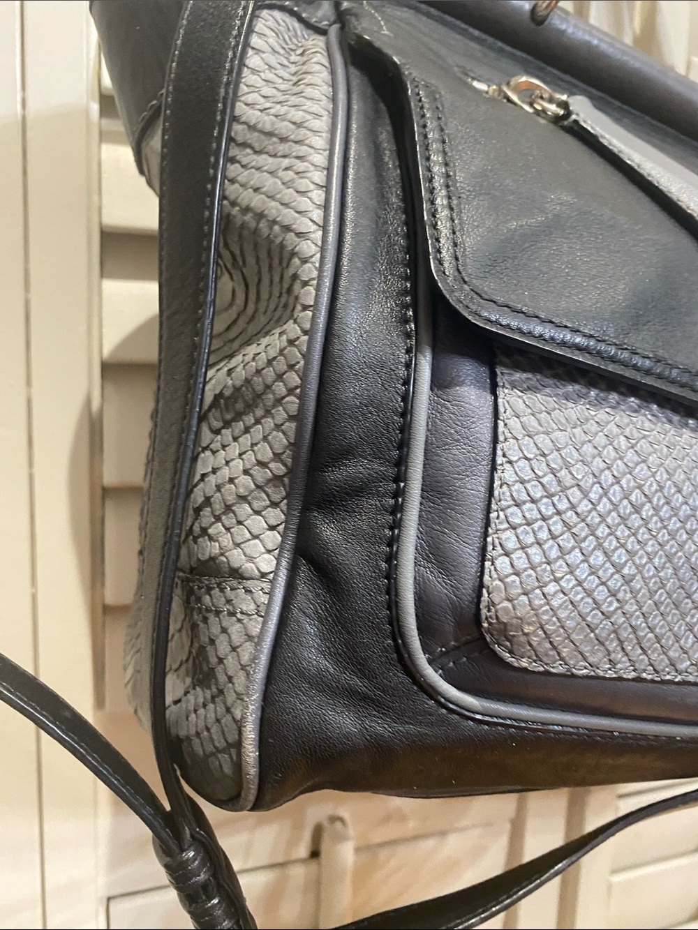 Y2K Coach Pinnacle Dowel Leather Satchel with Python detail - Picture 11 of 17